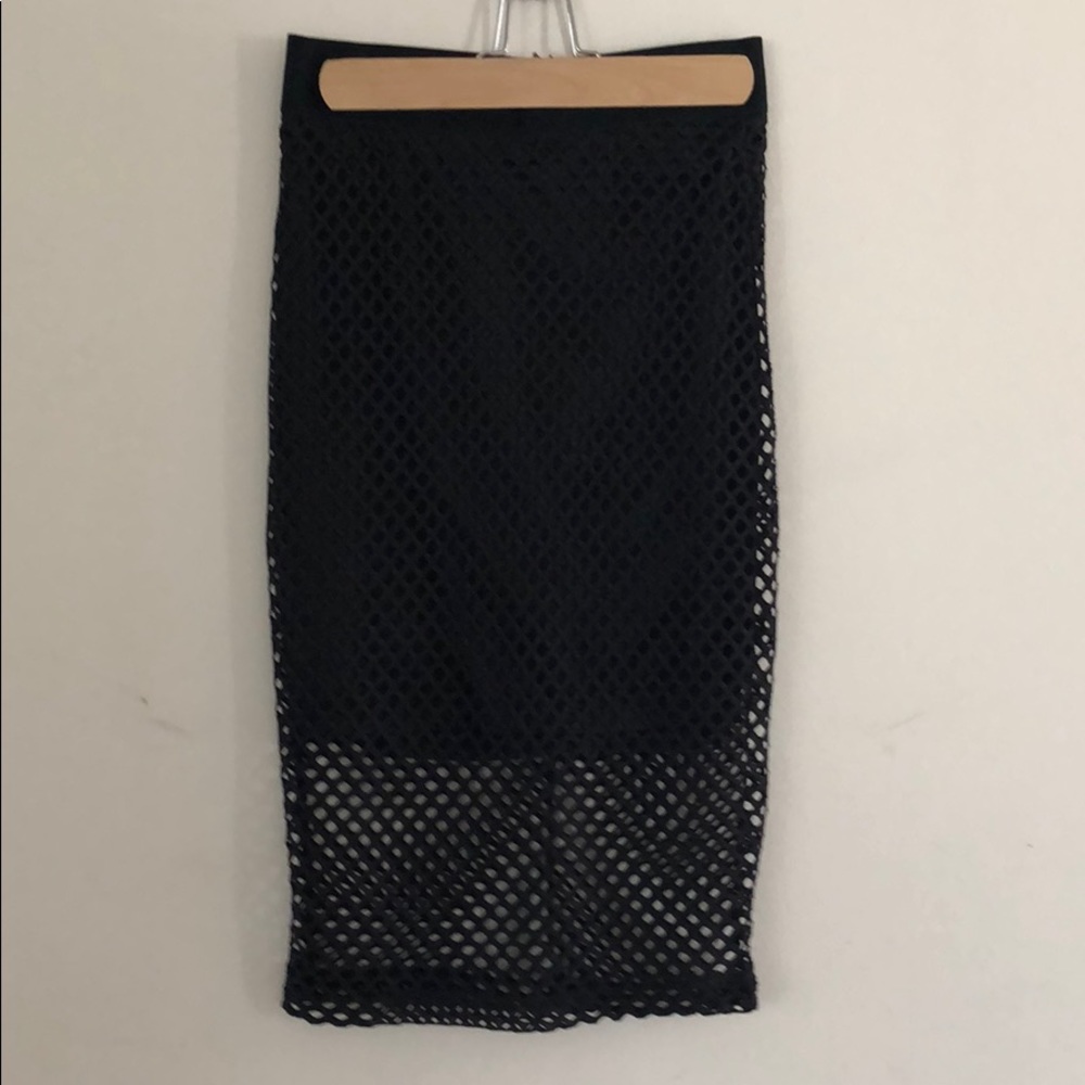 Forever 21 Black Knee-Long Mesh Skirt Size S NWT